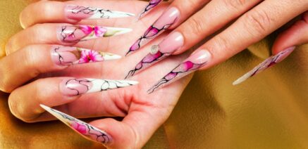 acrylic nails skin problems